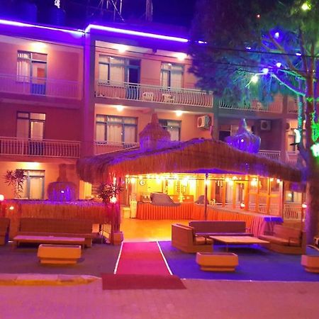 Grand Yayla Hotel Çeşme Exterior foto