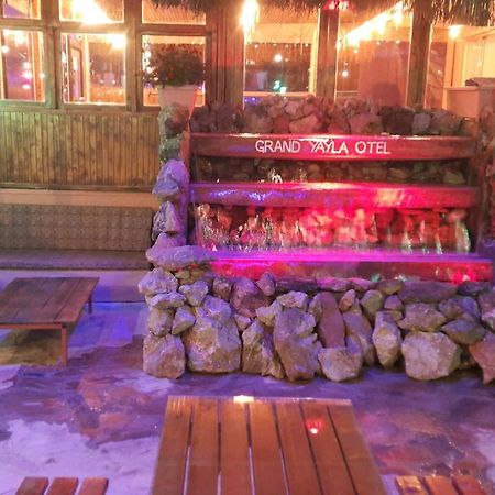 Grand Yayla Hotel Çeşme Exterior foto